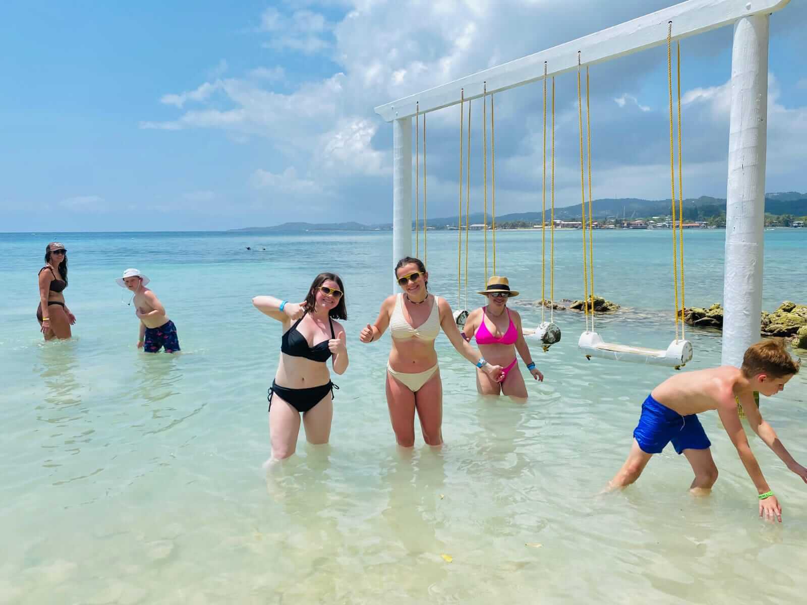 Private Brady’s Cay Day Pass: Exclusive Island Beach & VIP Port Transport