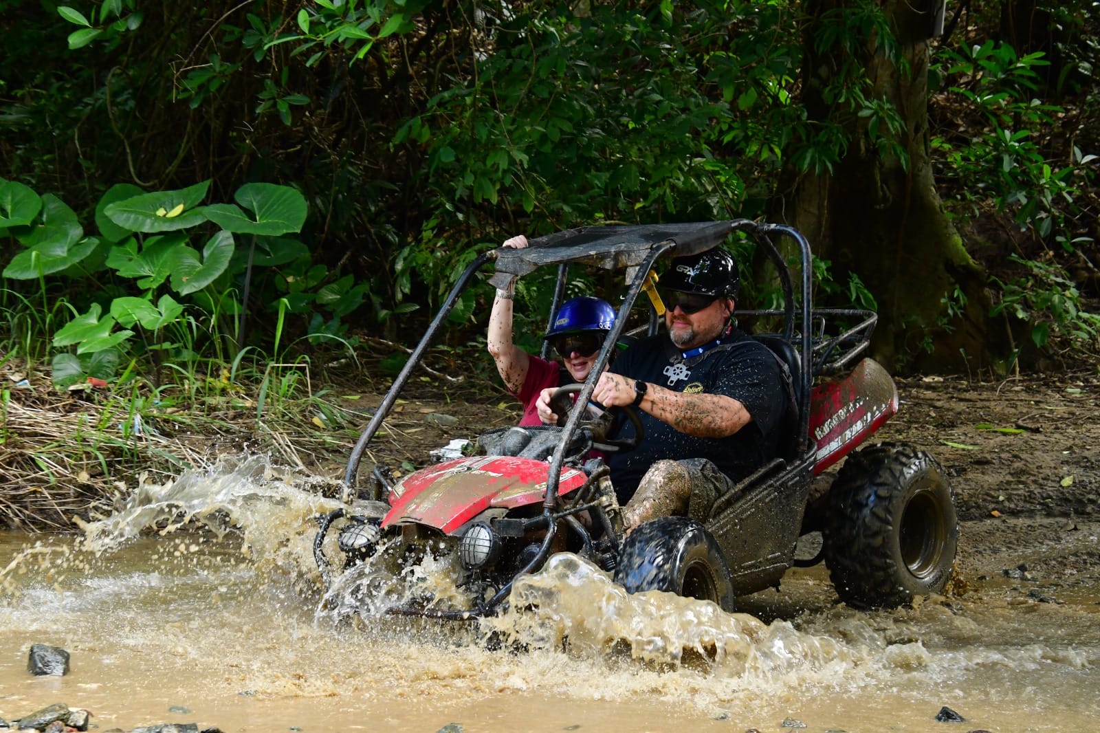 Roatan Wild & Muddy: Private ATV, Sloth Sanctuary & West Bay Beach Club